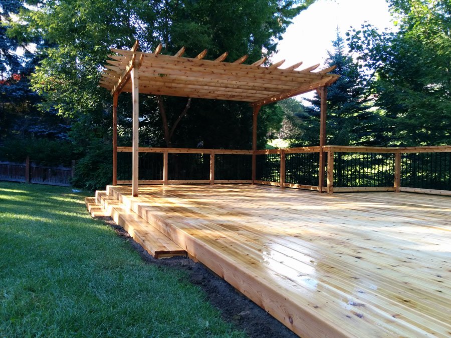 Free Hold Cedar Deck with Pergola