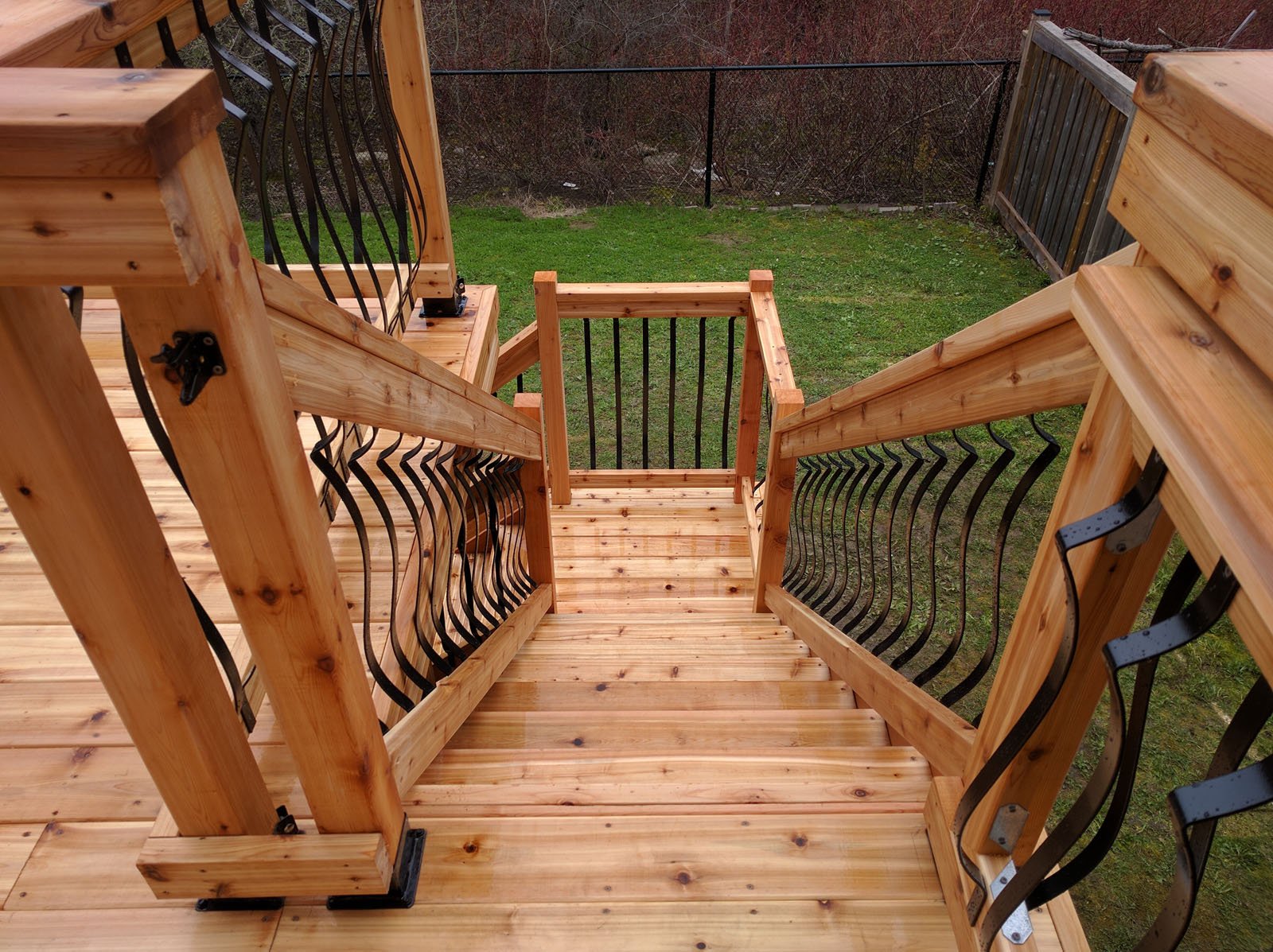Cedar 2nd Level Deck