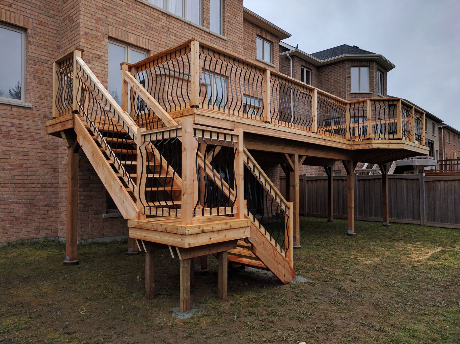 Cedar 2nd Level Deck