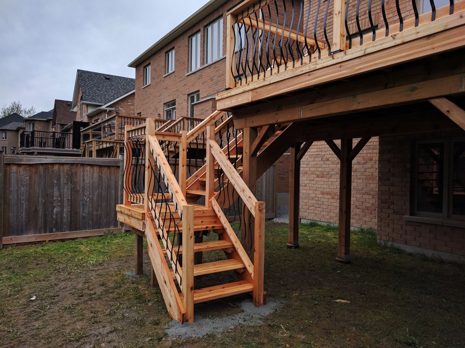 Cedar 2nd Level Deck